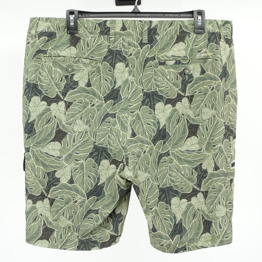 Tommy Bahama Swim Trunks SZ 42 10" Cayman Camo Dunes IslandZone Cargo Athleisure - Picture 6 of 13